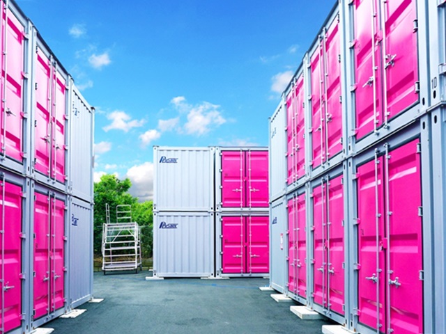 引っ越し荷物の一時保管に屋外型トランクルーム