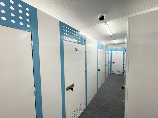 ぬいぐるみをトランクルームに収納