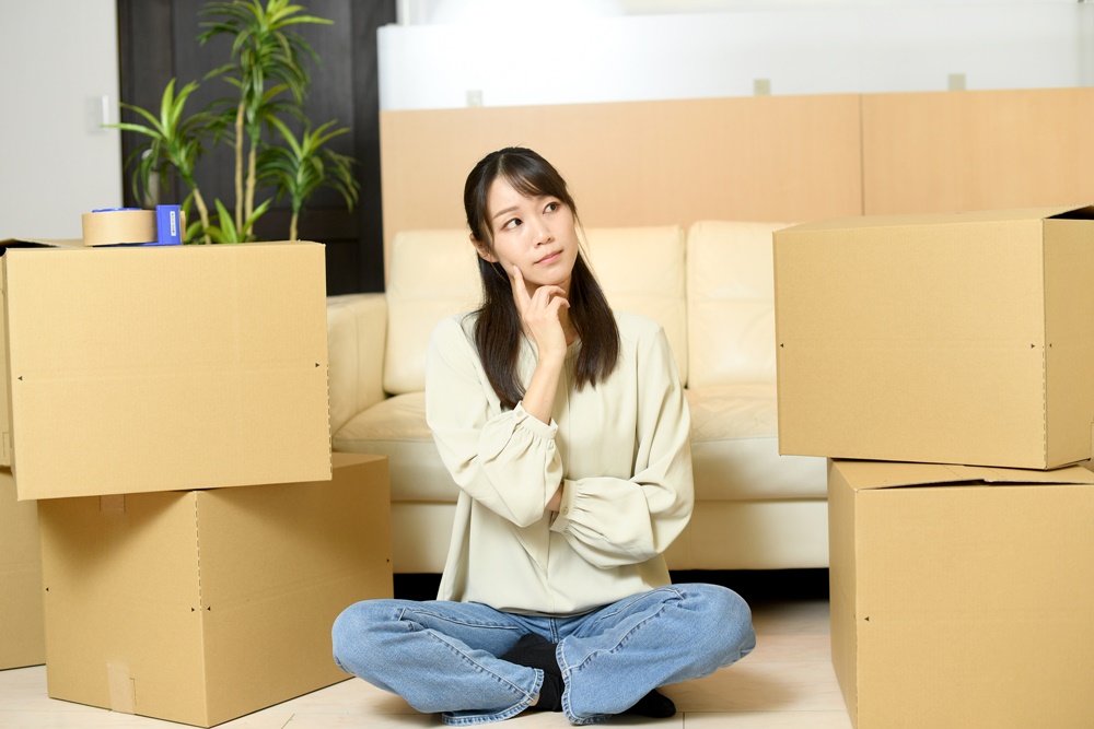 狭い家で収納に悩む