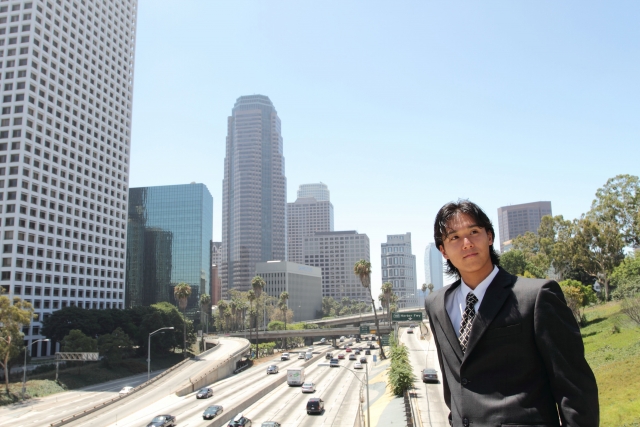 海外赴任時の家具の保管場所に困る理由