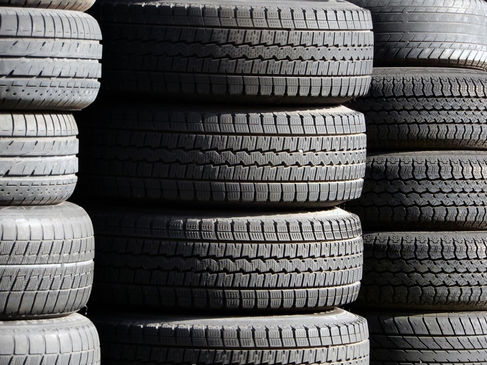 タイヤを収納する際の積み方