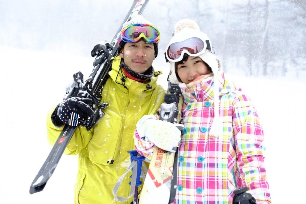 スキー板やスキーウェアの収納・保管方法