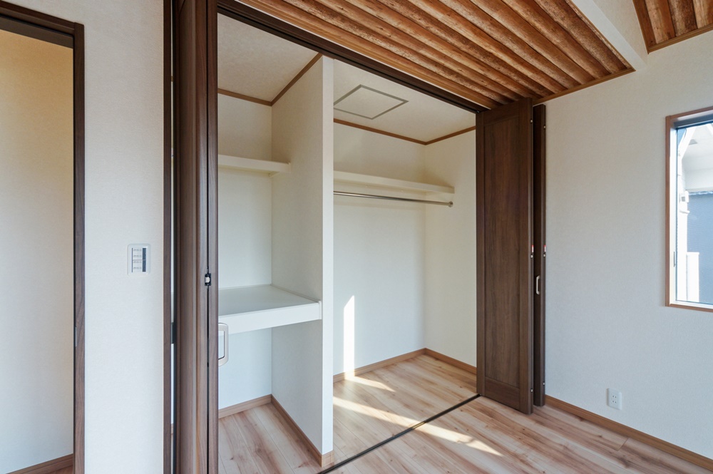 カバンの収納場所