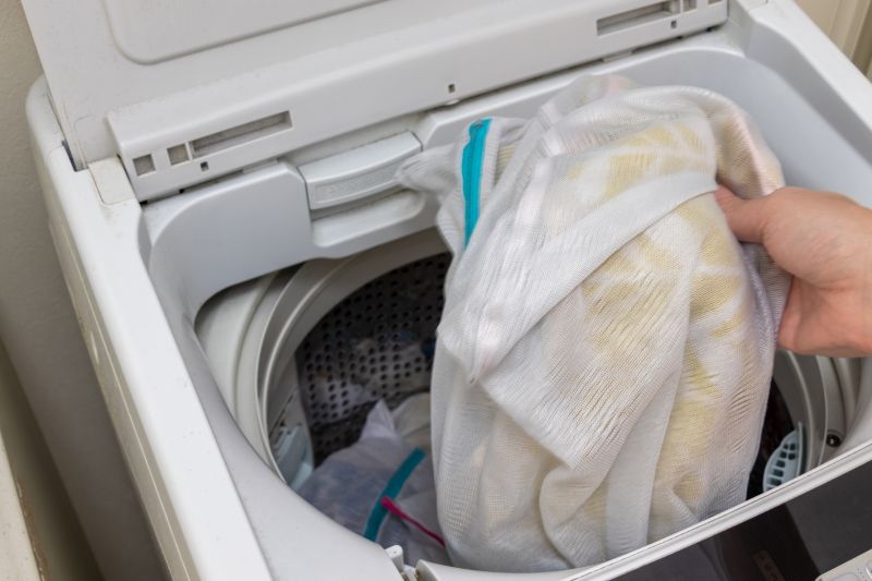 水着を洗濯しているところ