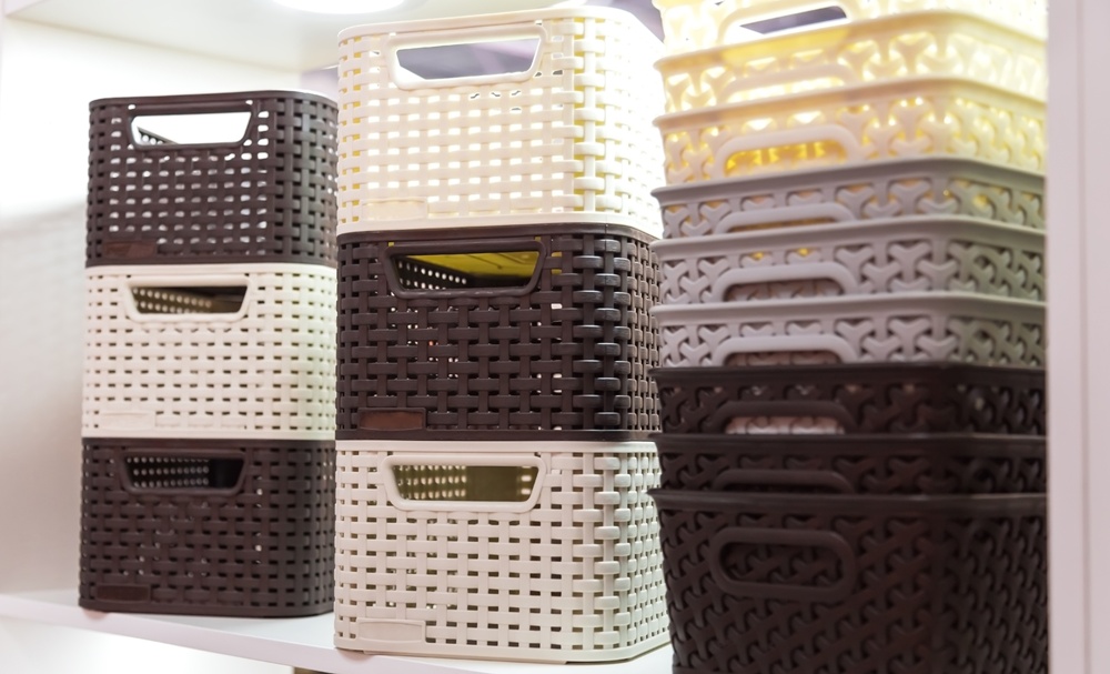 小物収納にバスケット