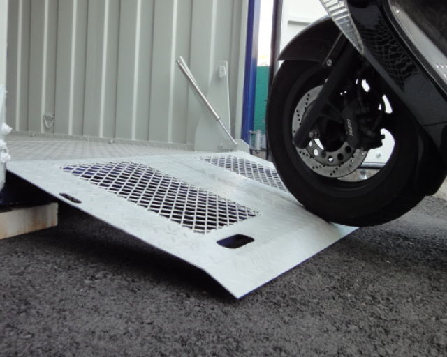 バイクスロープ