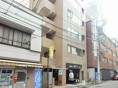 港区浜松町１－２０－８